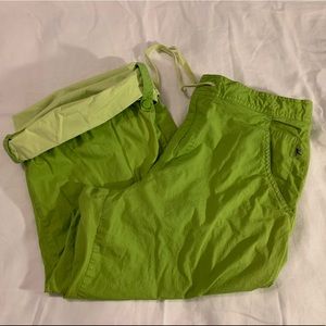 Danskin Now Ladies Green Athletic Pants M 8/10